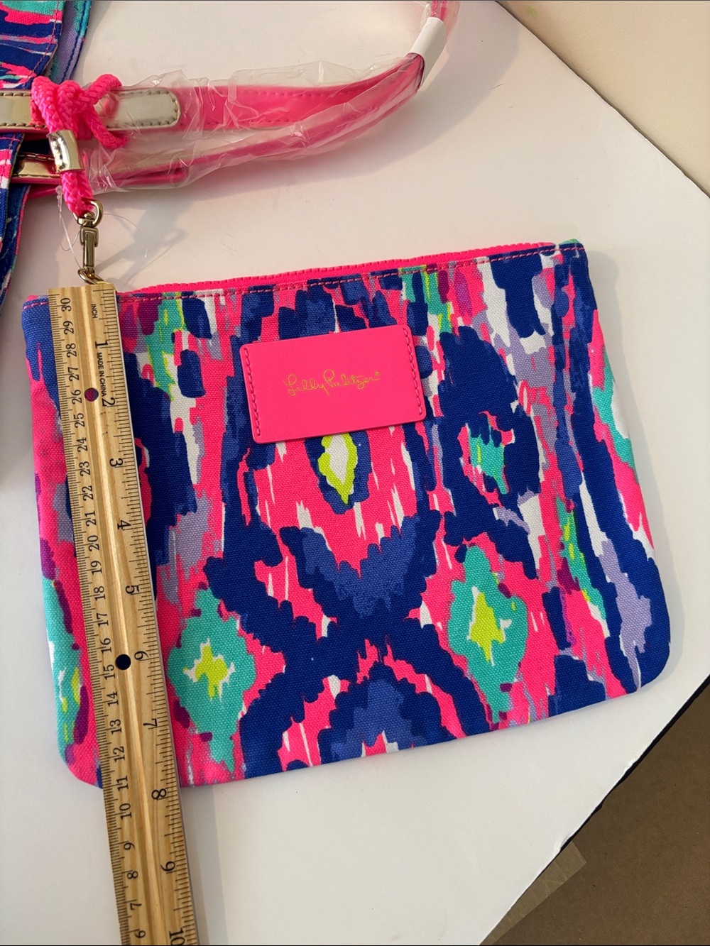 Lilly Pulitzer Beach Bathers Reversible Tote and Pouch NWT - Picture 11 of 16